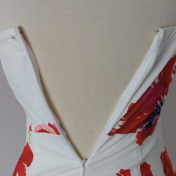 Fashion Nova Women's Floral Gown - Picture 5 of 7